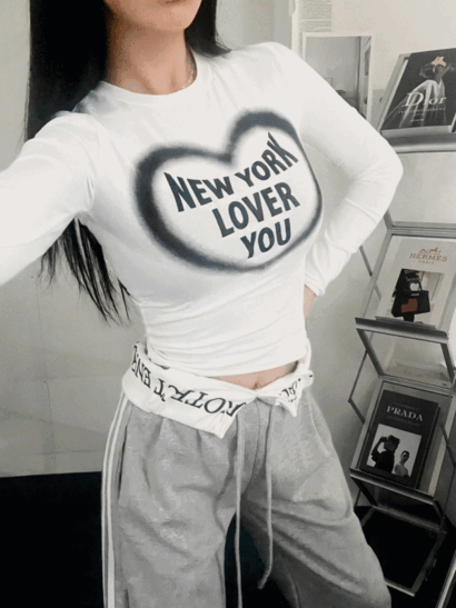 하트 뉴욕 슬림핏 크롭 나염 레터링 티셔츠 2color